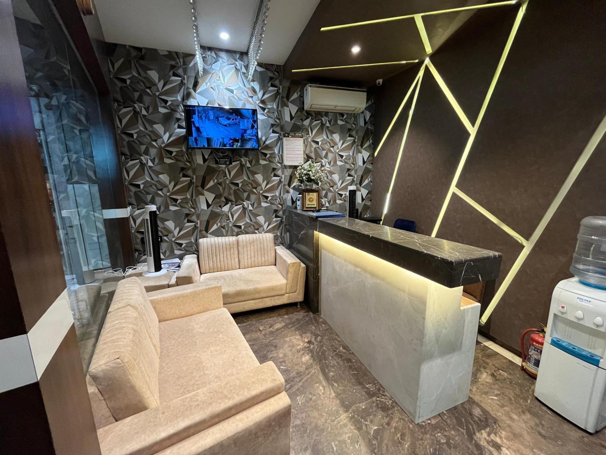 Hotel Meriton Mumbai International Airport T-2 Luaran gambar