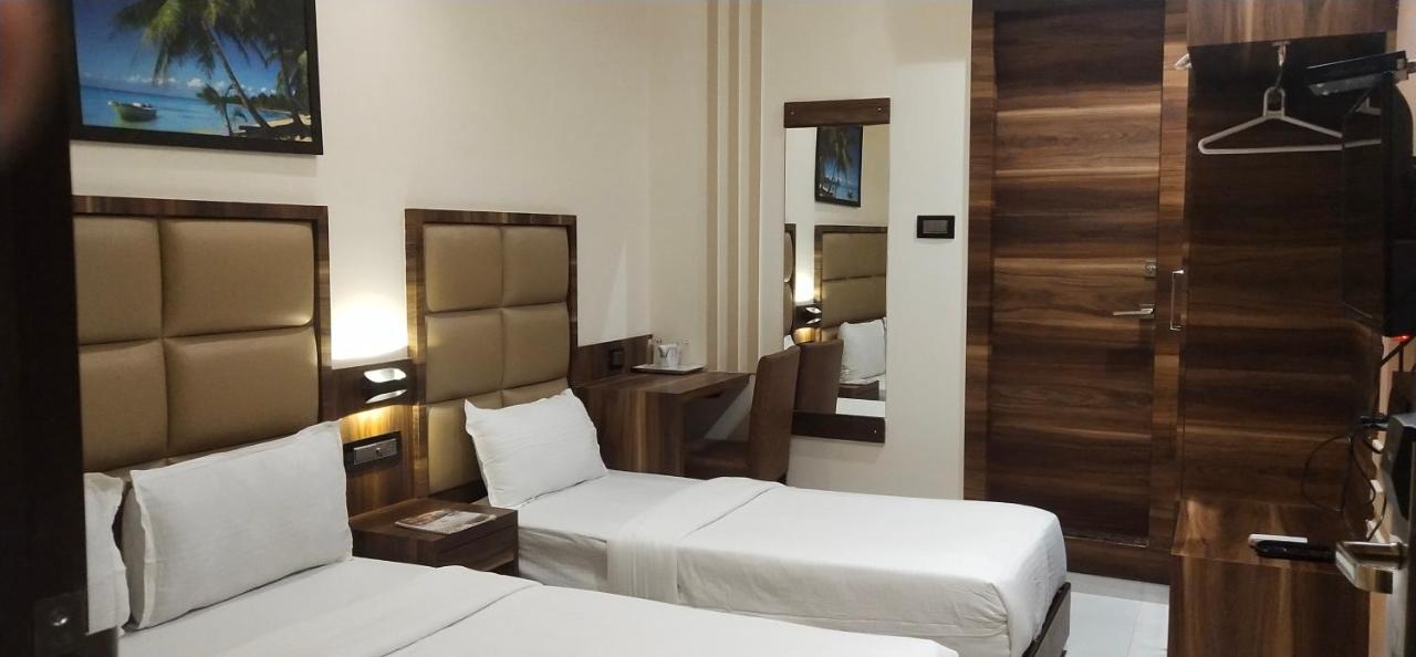 Hotel Meriton Mumbai International Airport T-2 Luaran gambar