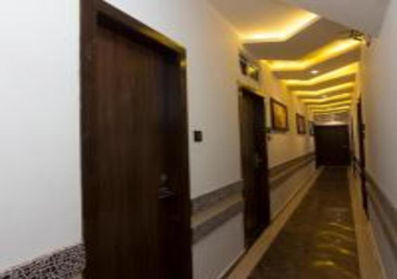 Hotel Meriton Mumbai International Airport T-2 Luaran gambar